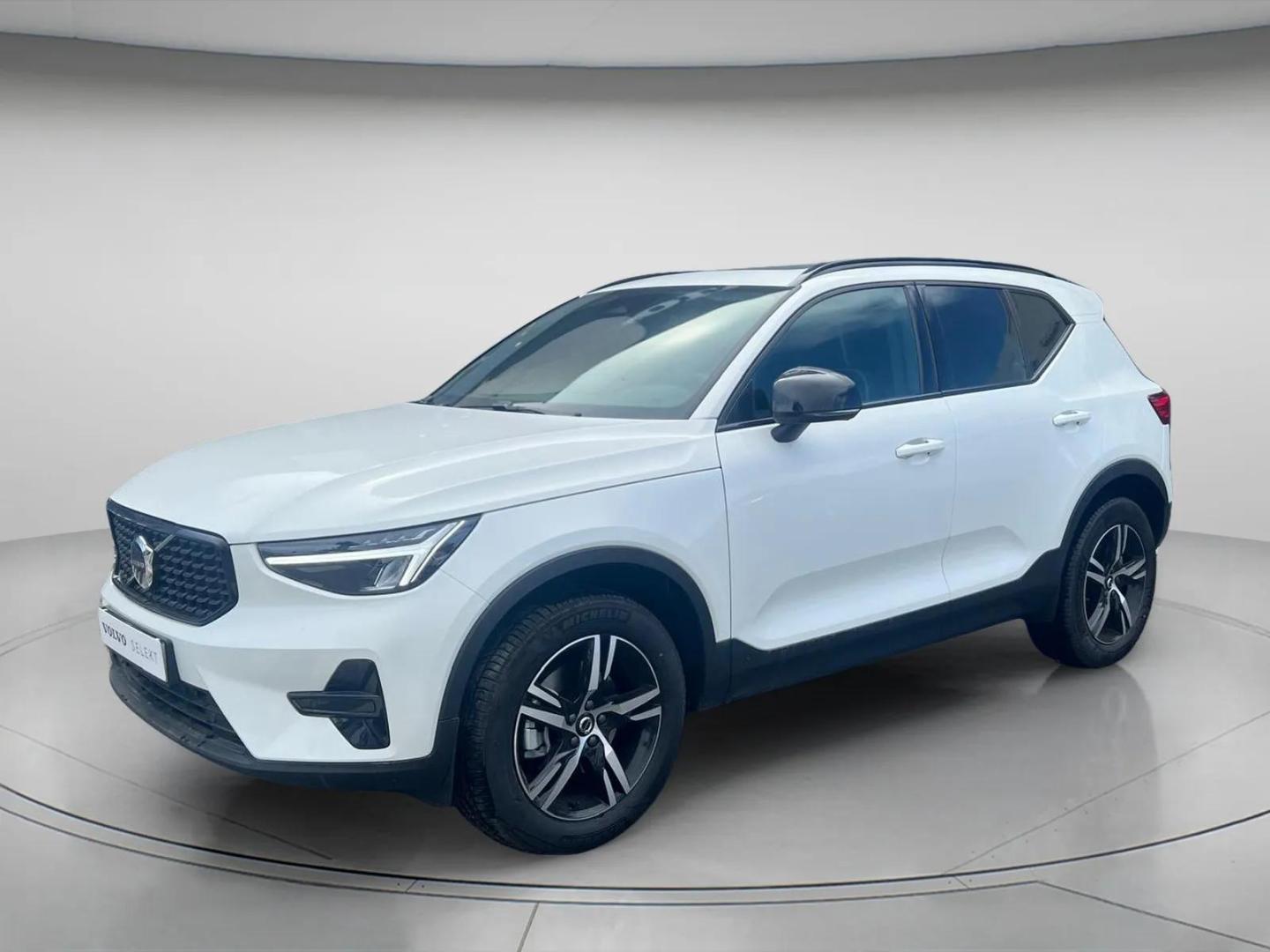 Volvo XC40 B3 163cv Plus Dark Auto