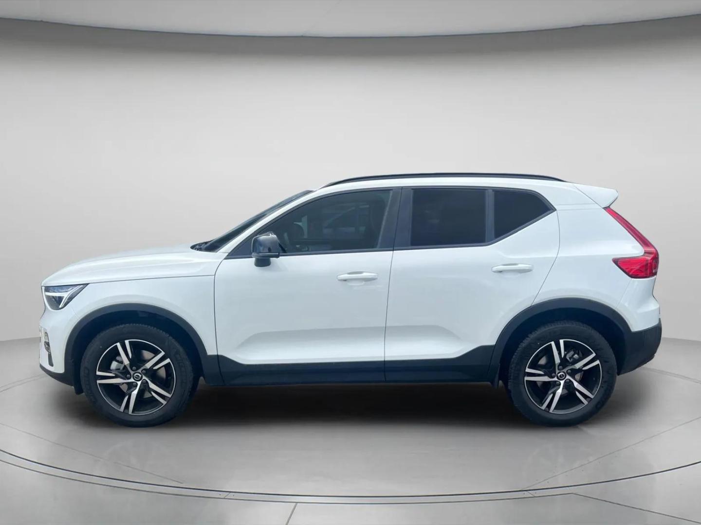 Volvo XC40 B3 163cv Plus Dark Auto