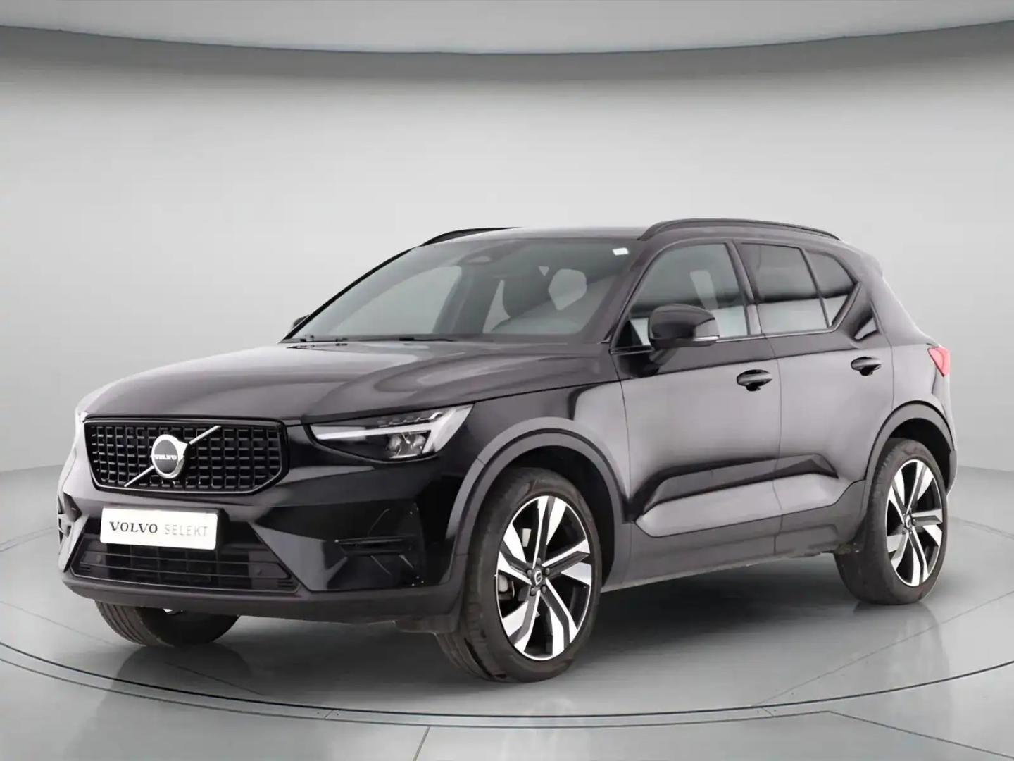 Volvo XC40 B3 163cv Plus Dark Auto