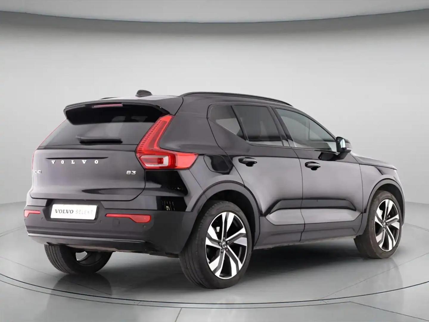 Volvo XC40 B3 163cv Plus Dark Auto