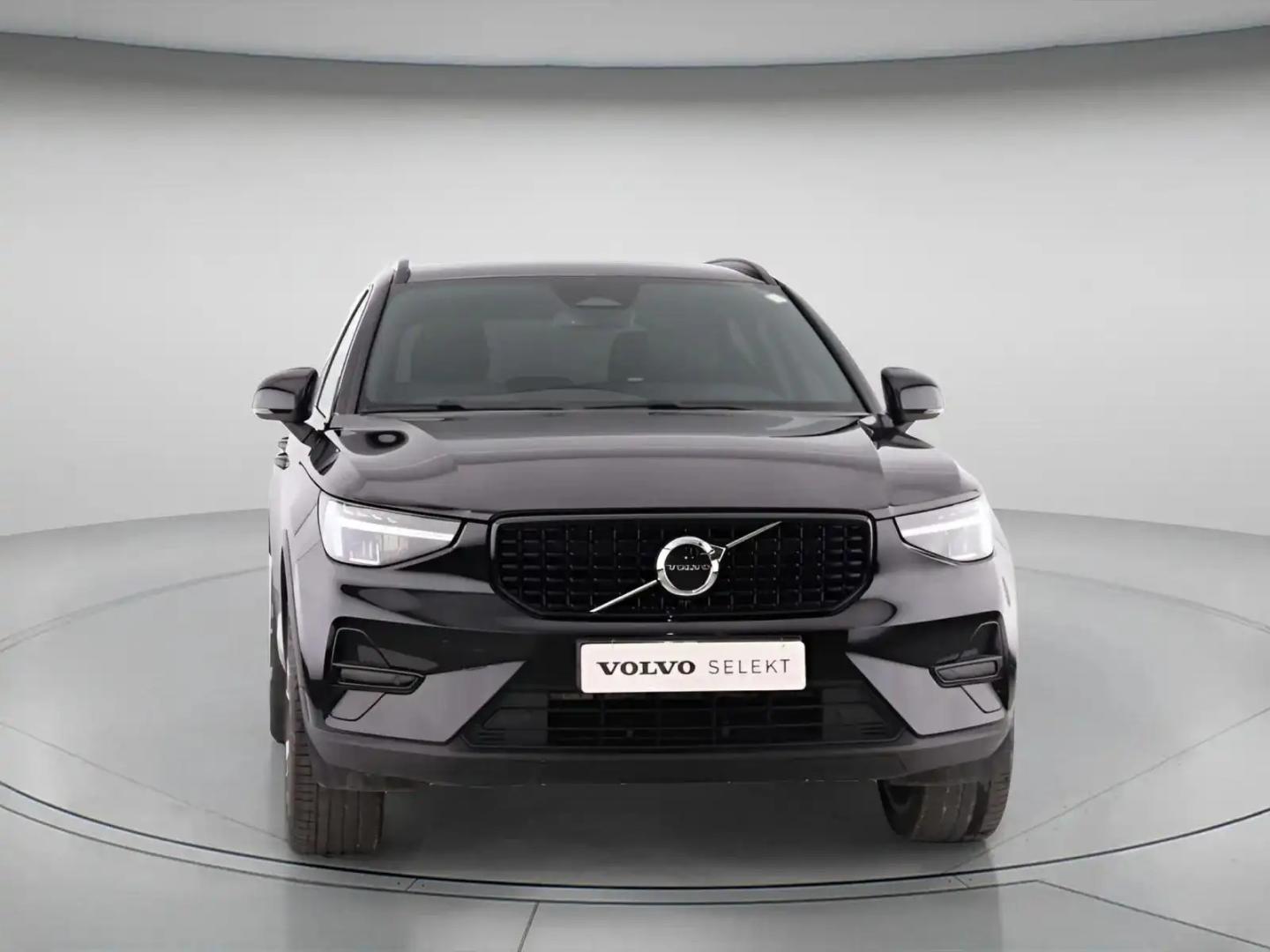 Volvo XC40 B3 163cv Plus Dark Auto