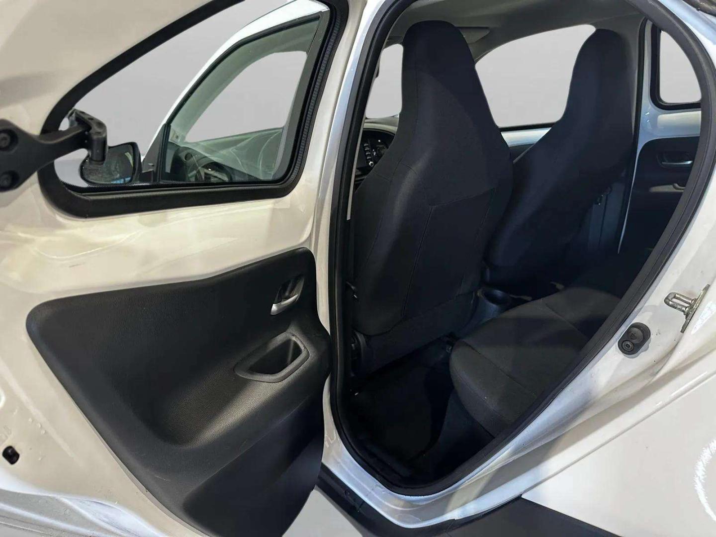 Toyota Aygo X 1.0 VVT-i play