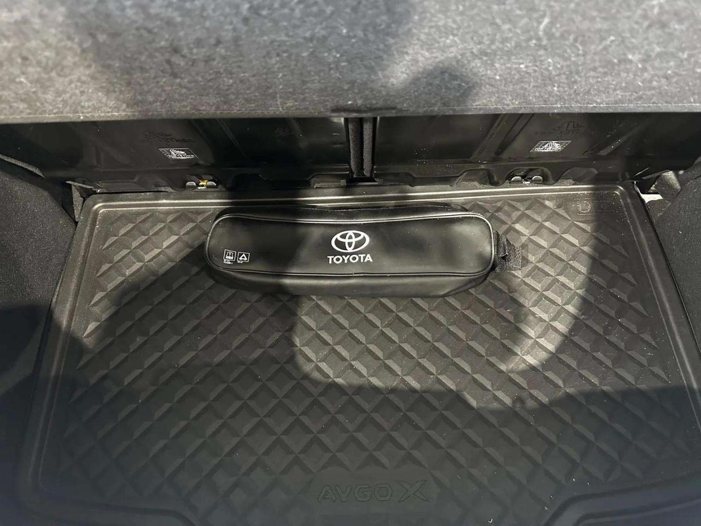 Toyota Aygo X 1.0 VVT-i play
