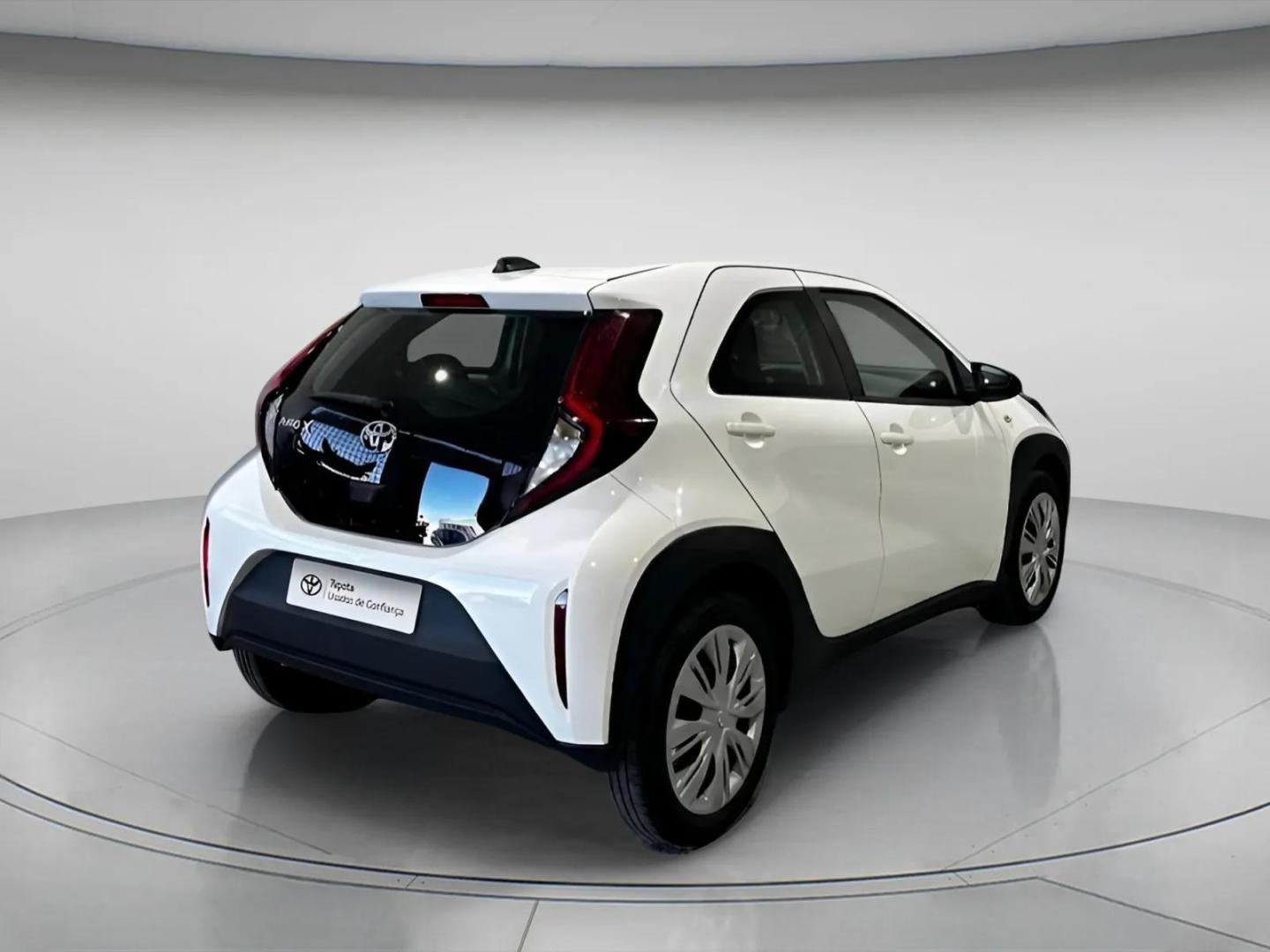 Toyota Aygo X 1.0 VVT-i play
