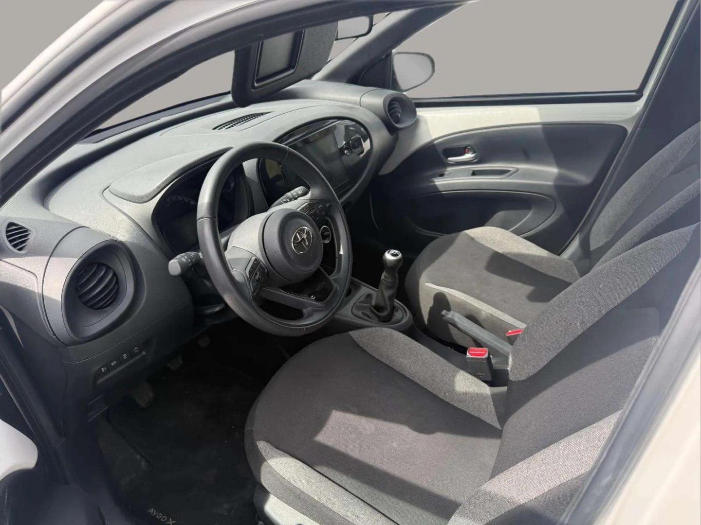 Toyota Aygo X 1.0 VVT-i play