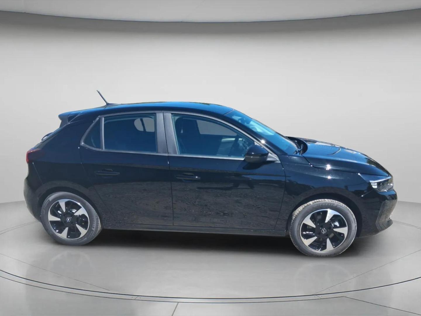 Opel Corsa Edition 100 kW Bateria 50 kW