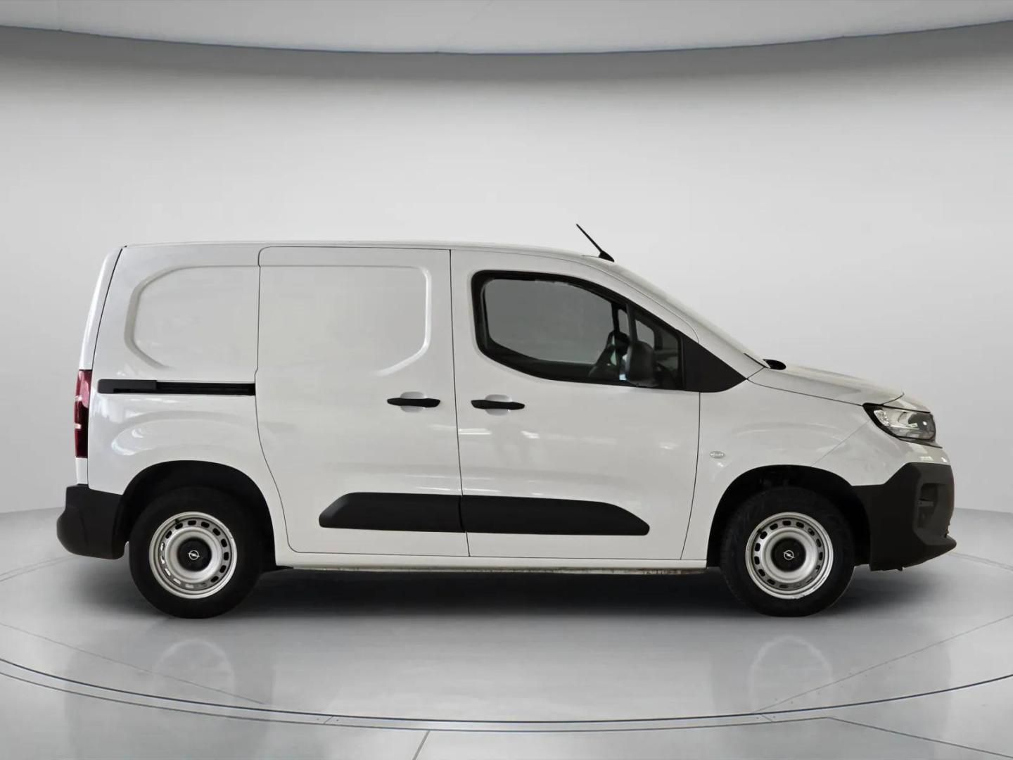 Opel Combo 1.5 M Diesel 100 Manual