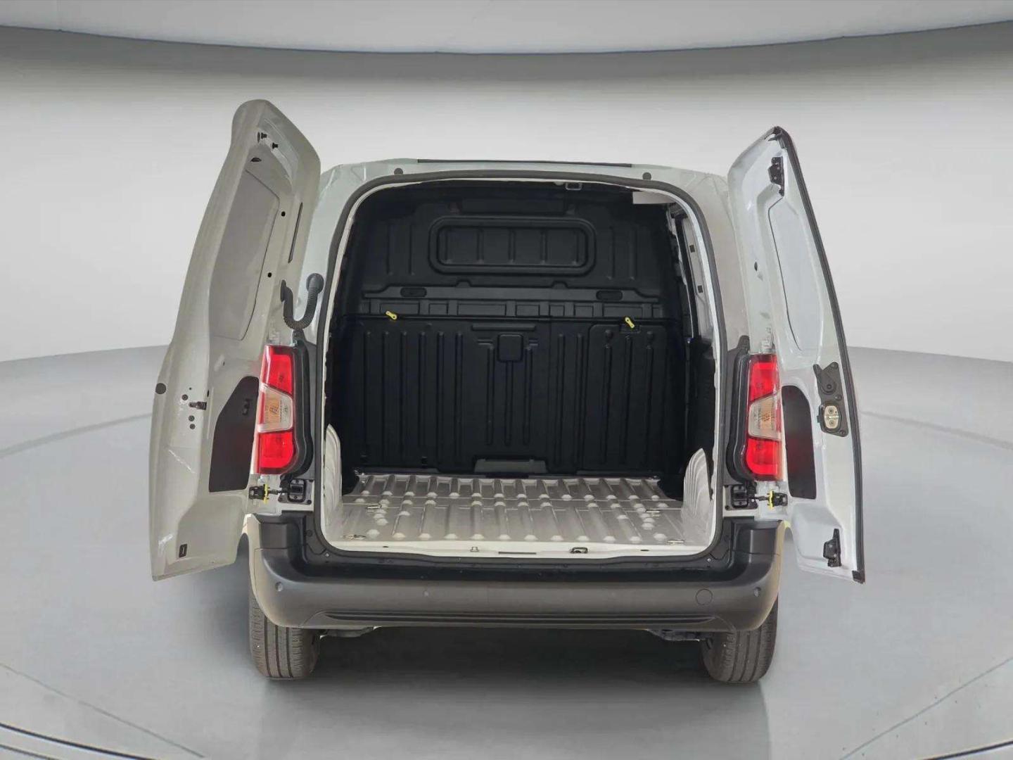 Opel Combo 1.5 M Diesel 100 Manual