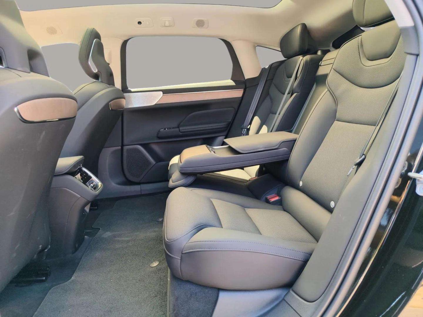 Volvo ES90 Single Motor Ultra RWD 333cv