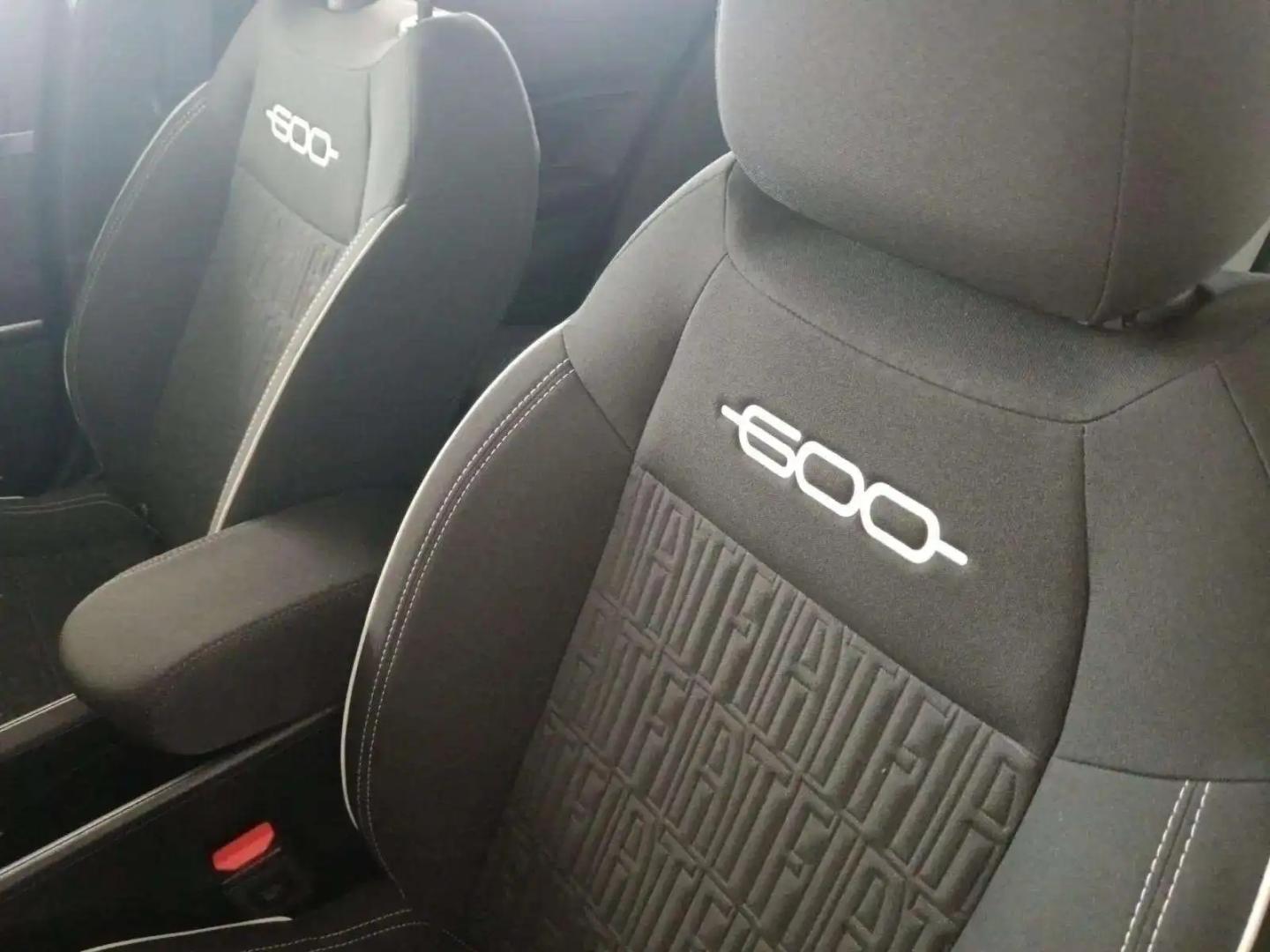 Fiat 600 600 Hybrid 1.2 145cv DCT POP