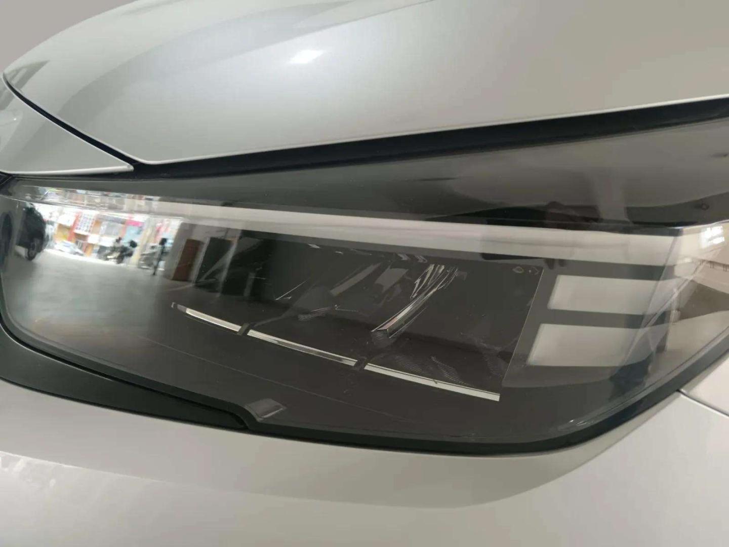 Opel Corsa Edition 100 kW Bateria 50 kW
