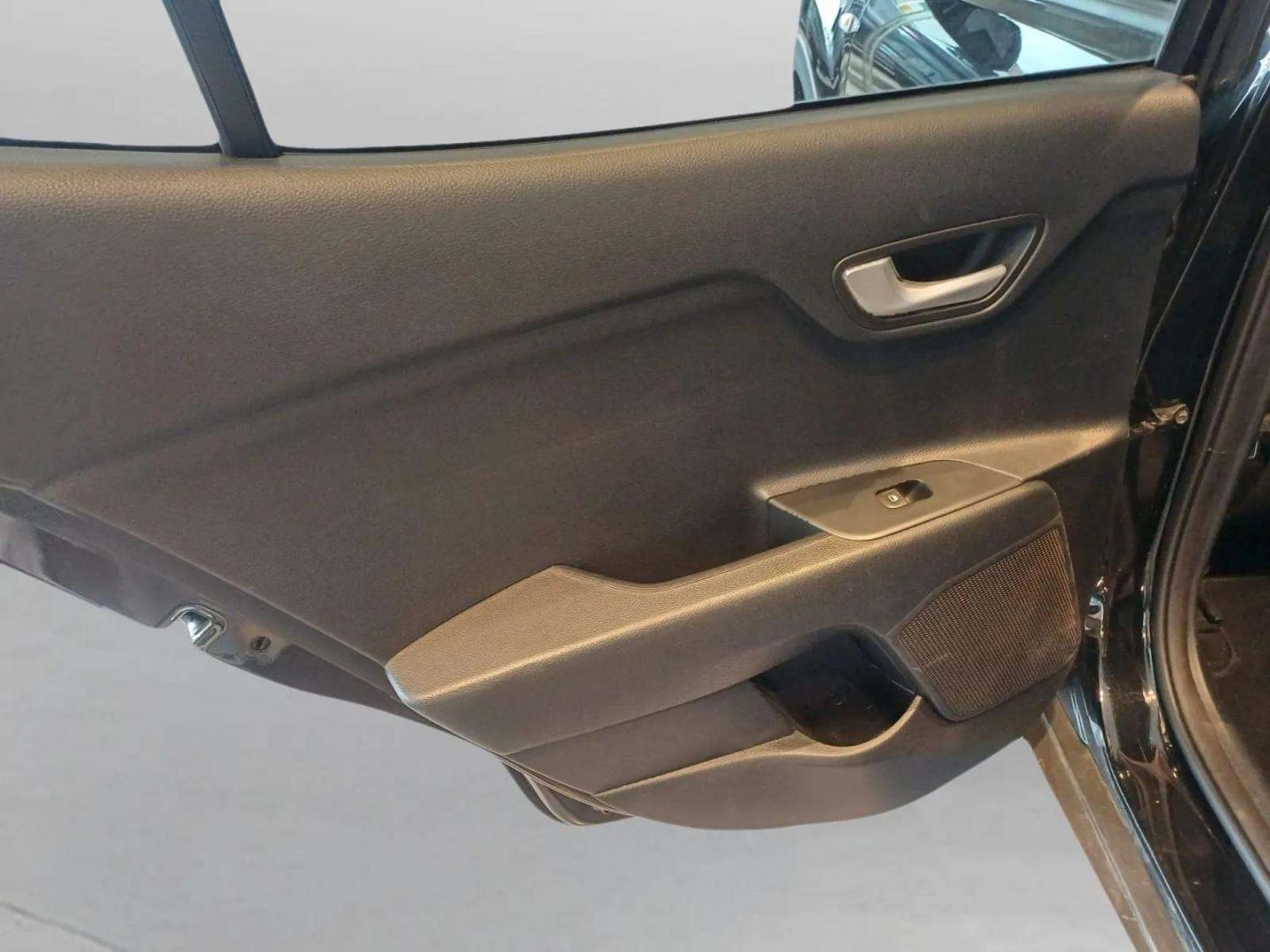 Kia Stonic 1.2 CVVT ISG DYNAMIC
