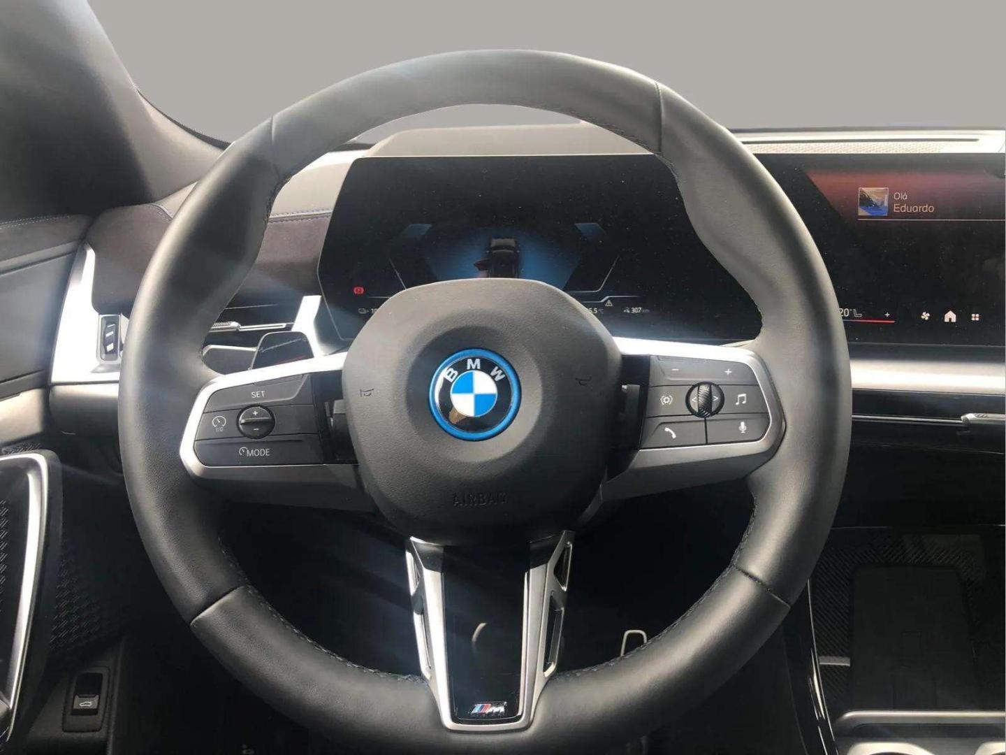 BMW iX2 eDrive20
