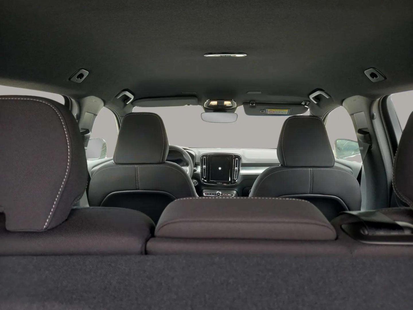 Volvo XC40 B3 163cv Plus Dark Auto