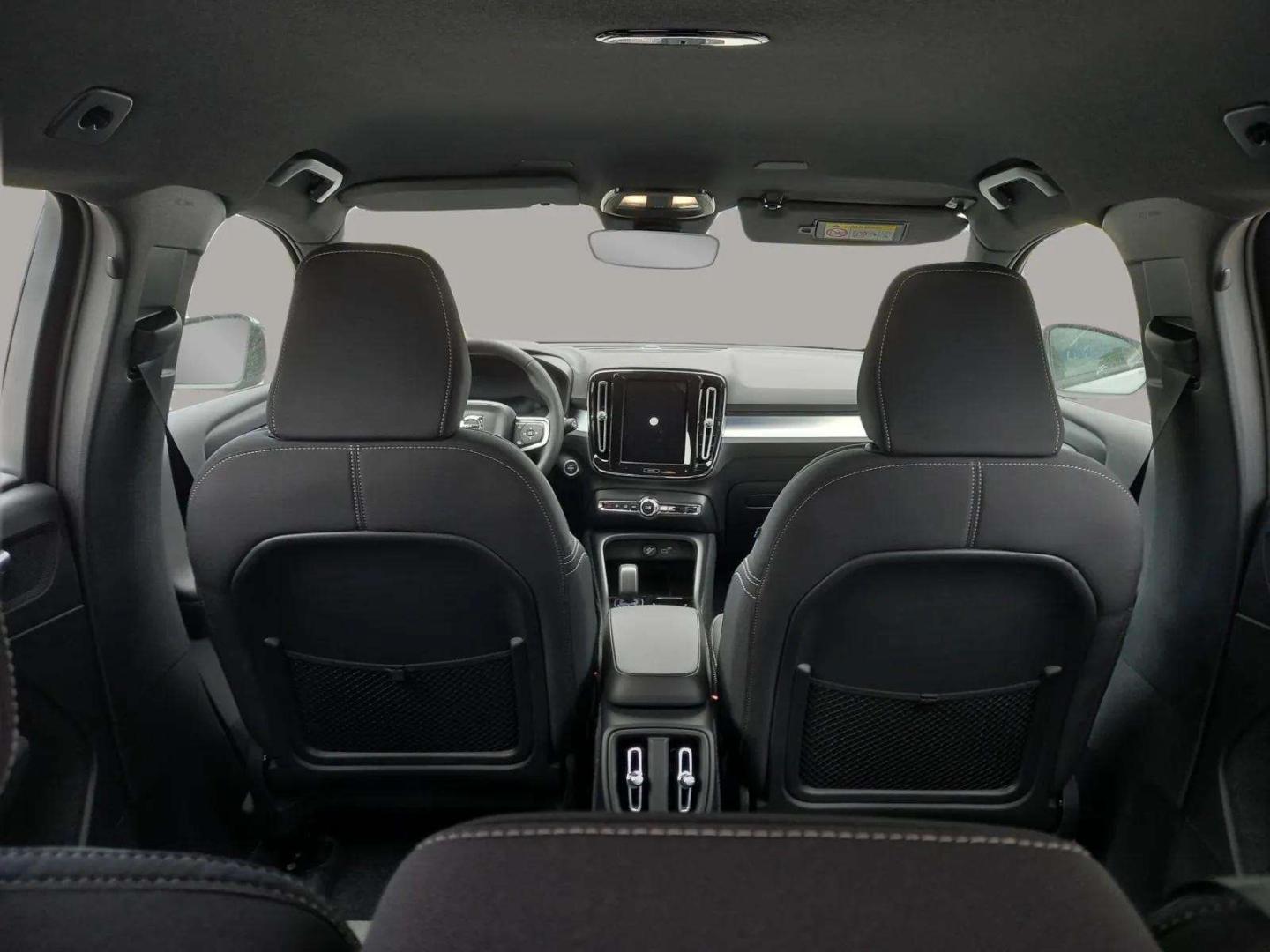 Volvo XC40 B3 163cv Plus Dark Auto