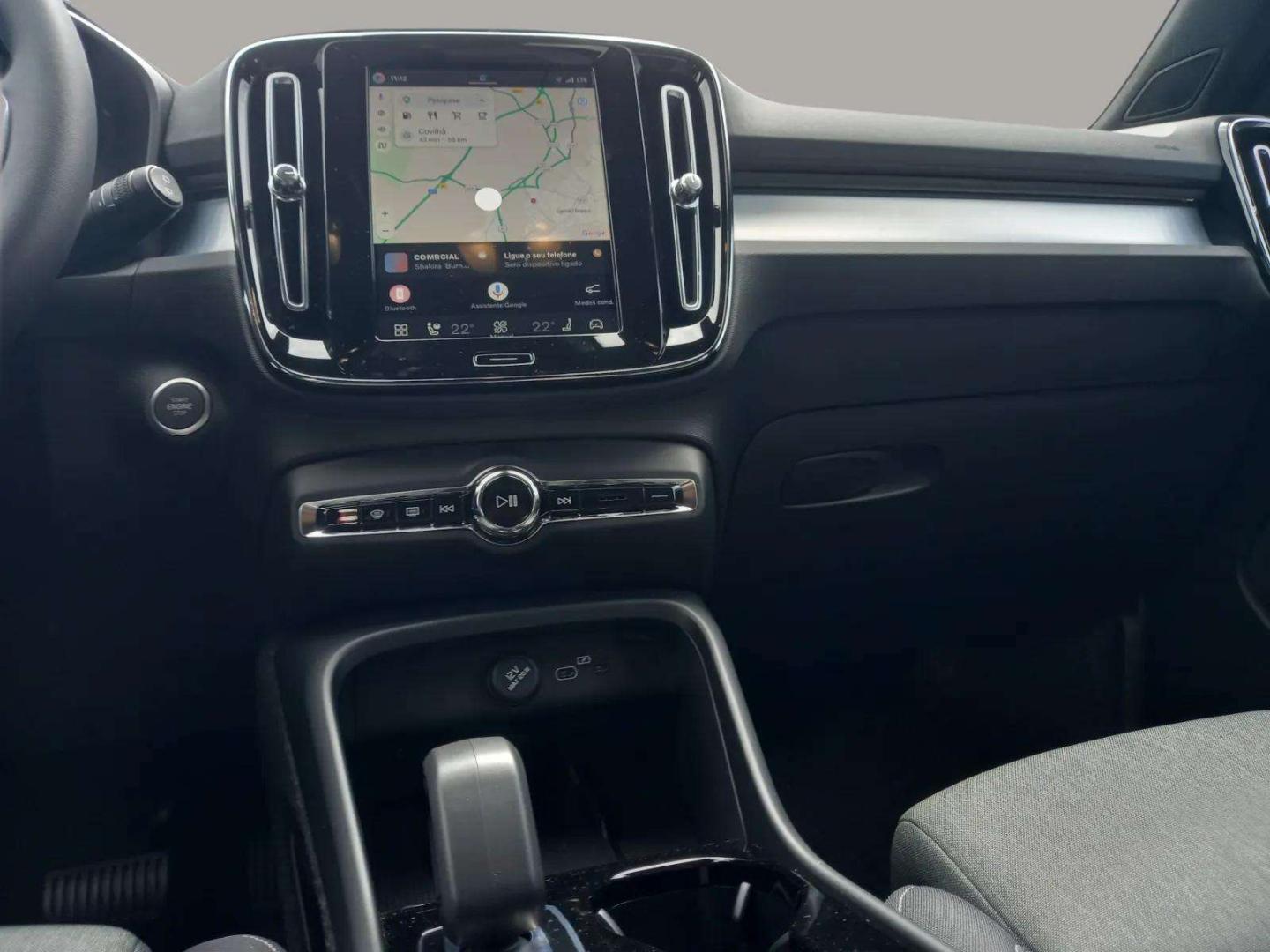 Volvo XC40 B3 163cv Plus Dark Auto