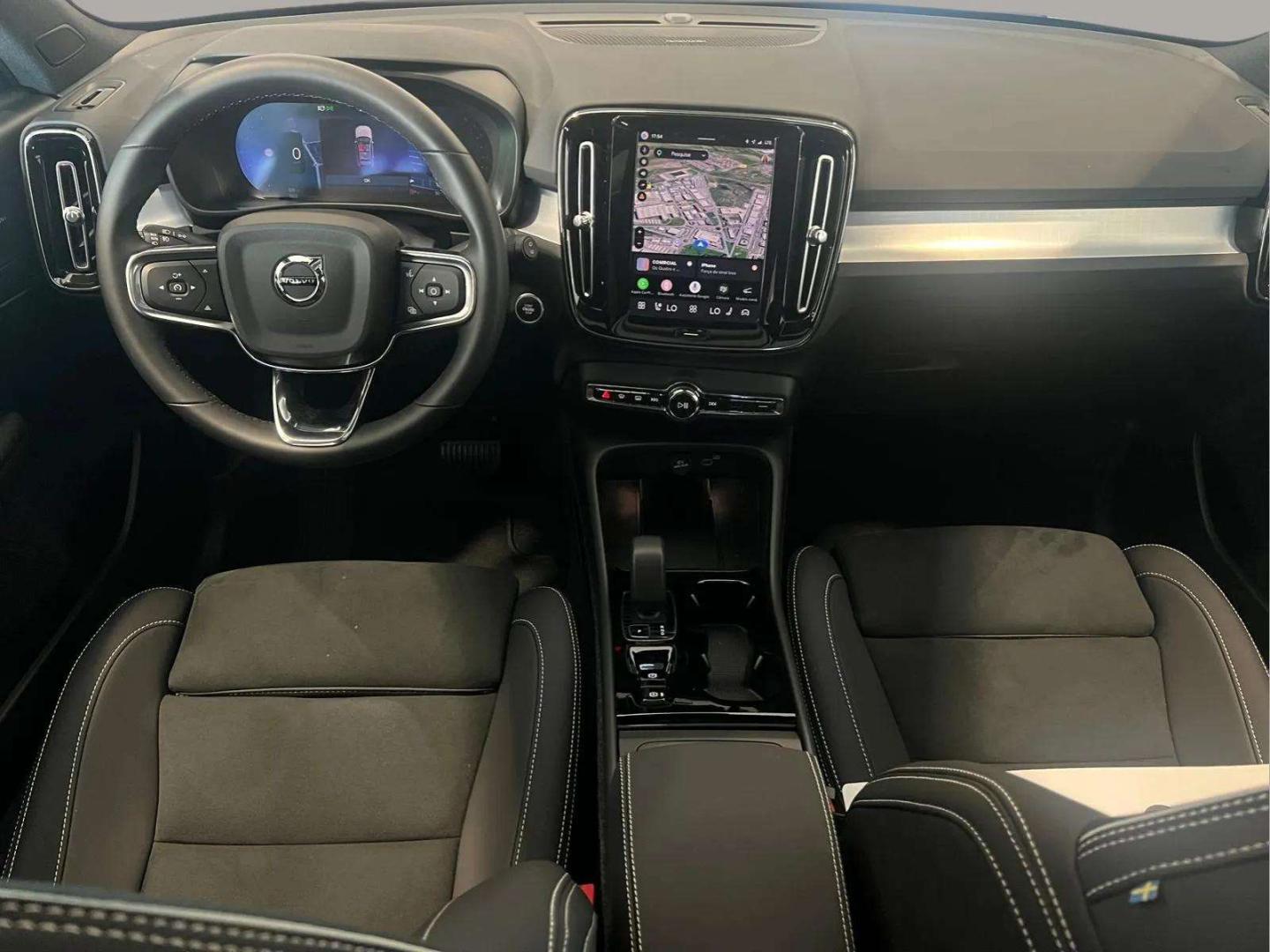 Volvo XC40 B3 163cv Plus Dark Auto