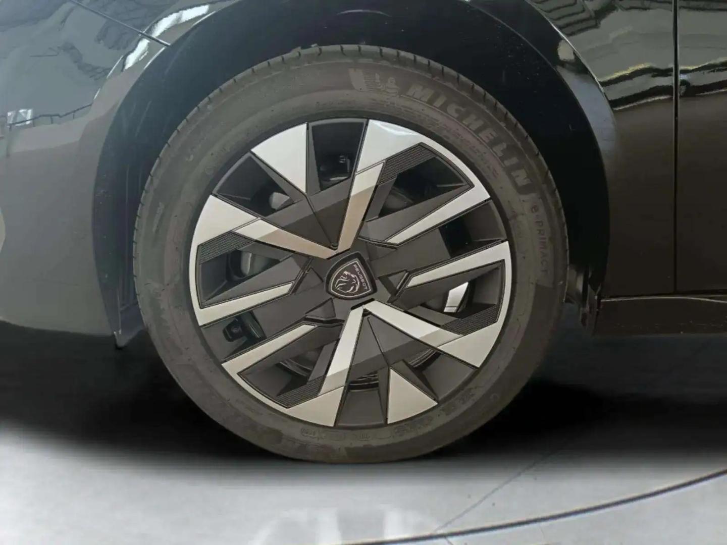 Peugeot e-208 Style Elétrico 136 cv (100 kW) - Bateria 50 kW