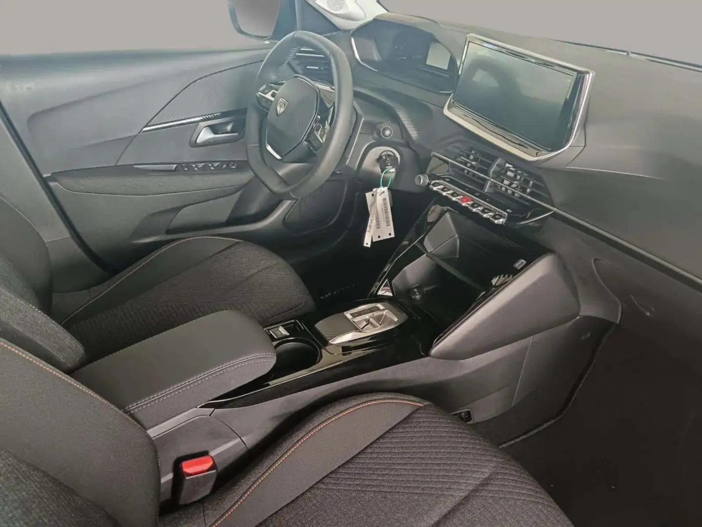 Peugeot e-208 Style Elétrico 136 cv (100 kW) - Bateria 50 kW