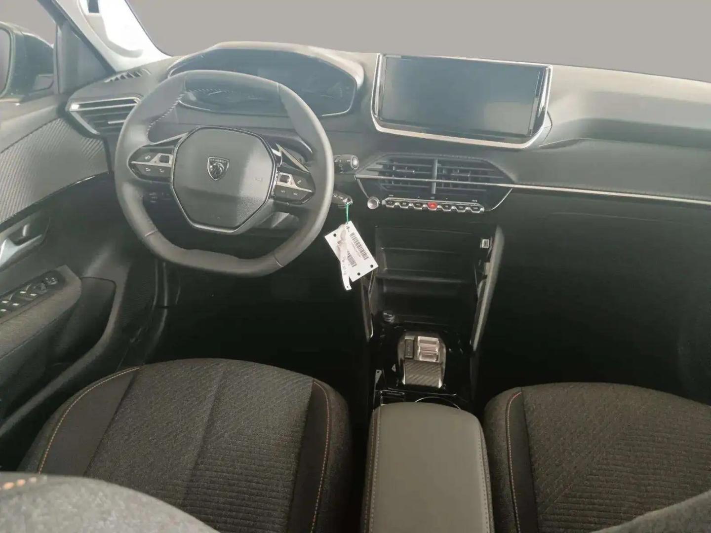 Peugeot e-208 Style Elétrico 136 cv (100 kW) - Bateria 50 kW