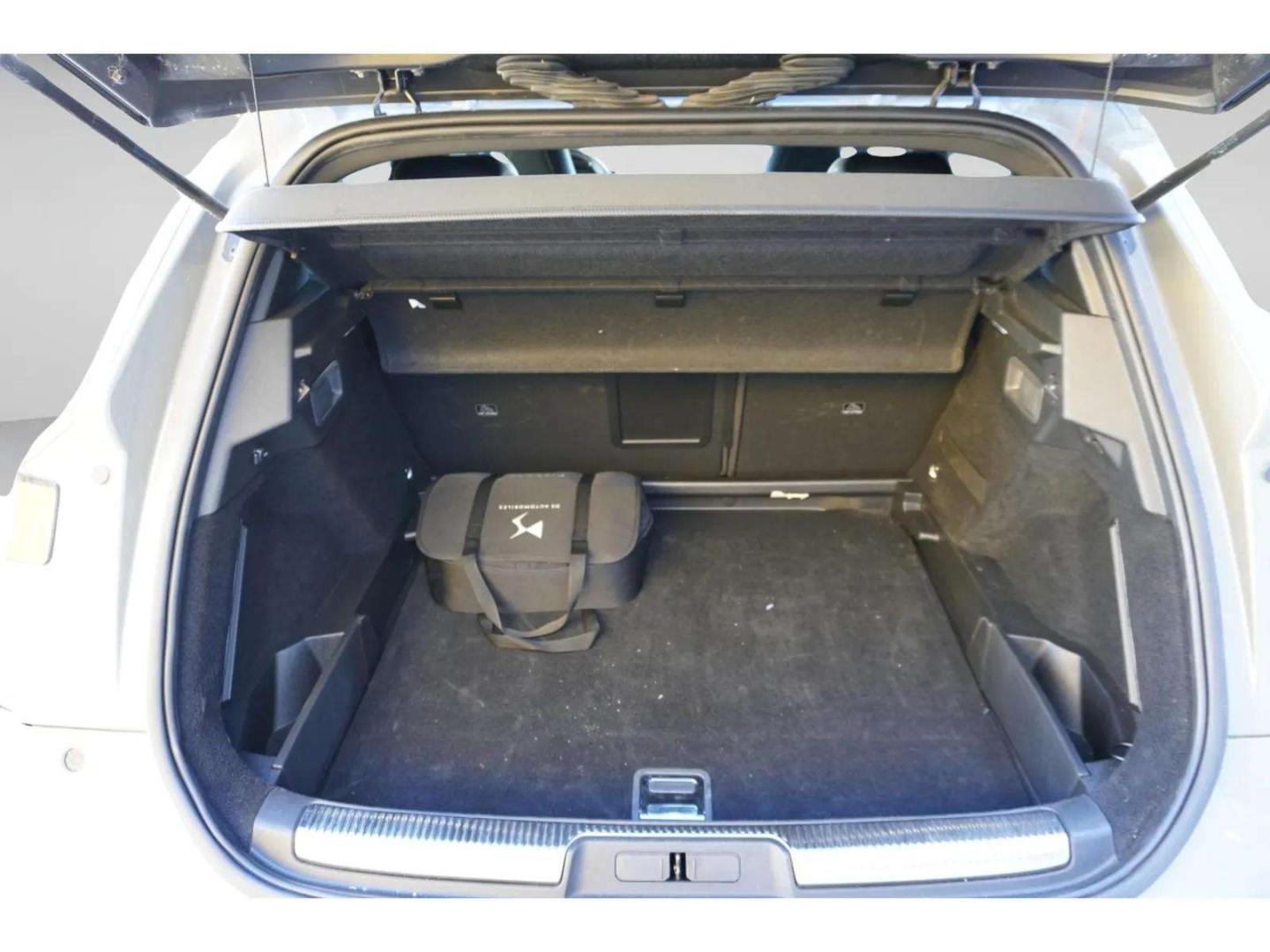 DS DS 7 E-TENSE 4X2 225 Performance Line