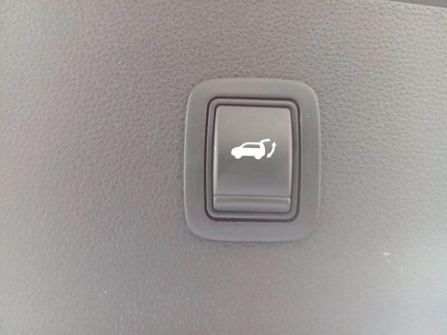 Dacia BIGSTER HYBRID 155 Journey