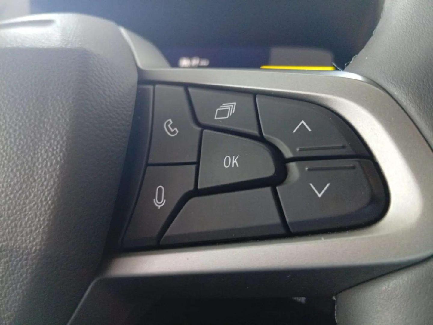Dacia BIGSTER HYBRID 155 Journey