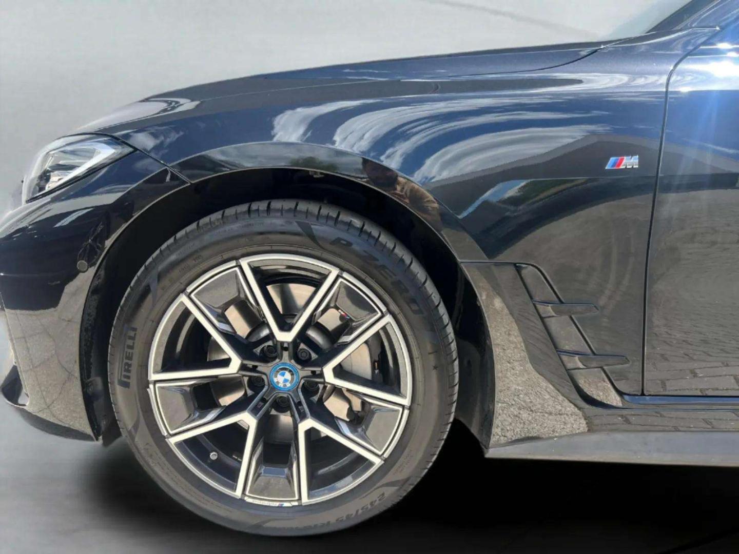 BMW i4 eDrive40