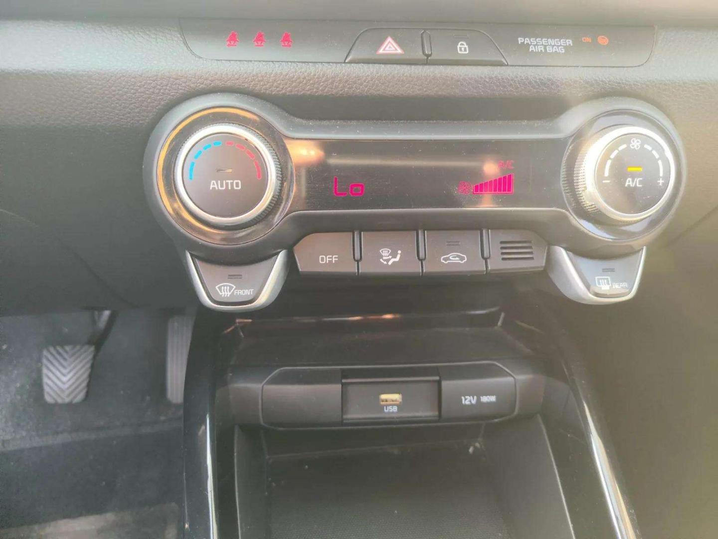 Kia Stonic 1.0 T-GDi 6MT DRIVE