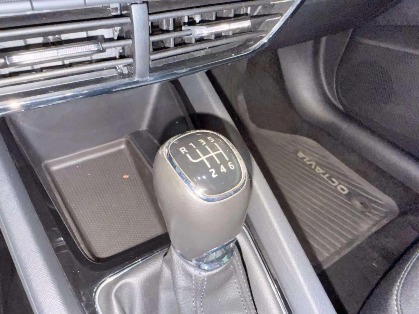 Skoda Octavia 1.0 TSI 110cv AMBITION BREAK