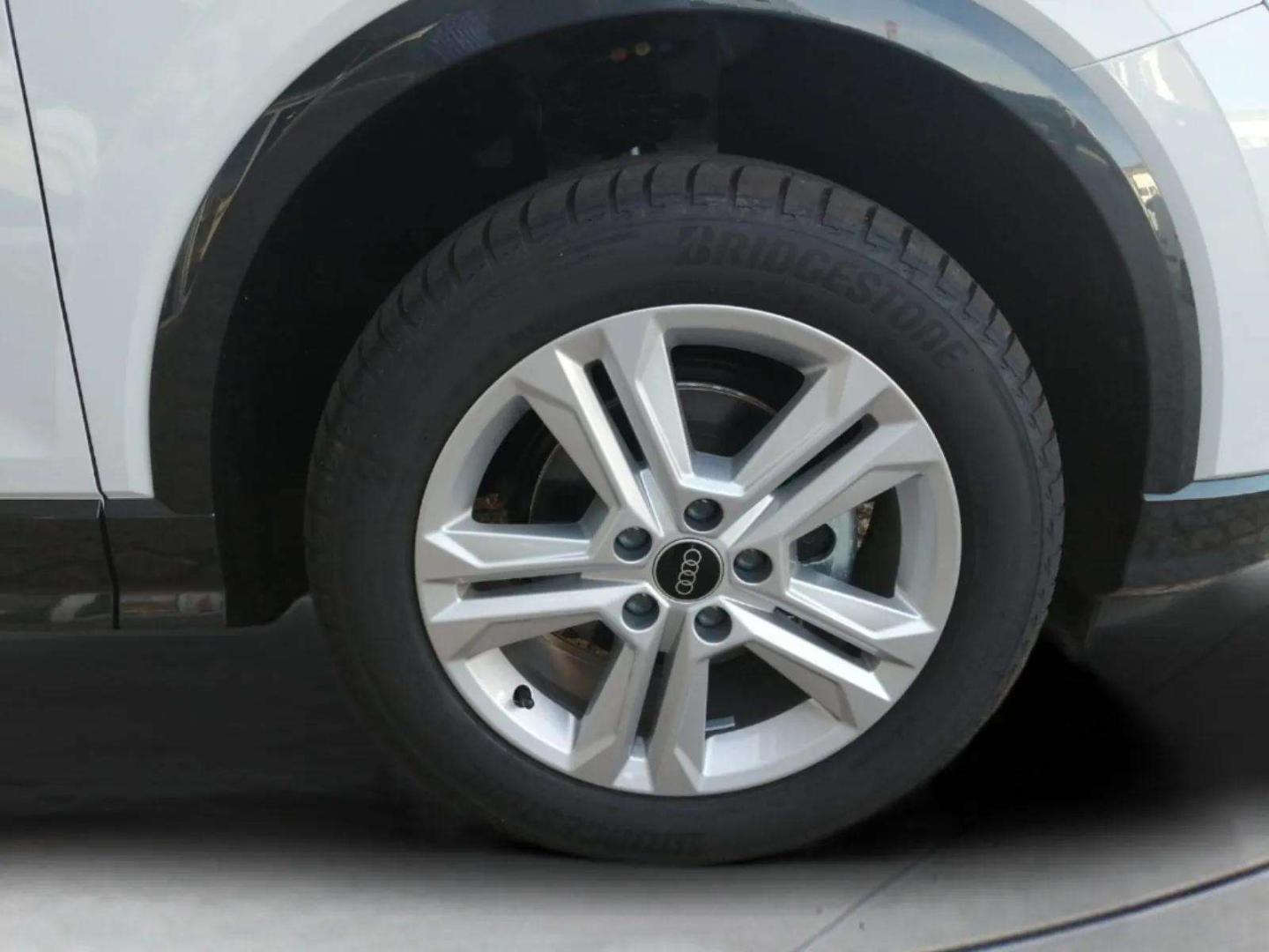 Audi Q2 30 TFSI Advance