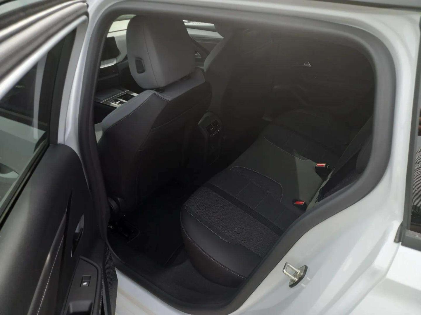 Opel Astra 1.2T Hybrid 145cv GS CADC6 ST