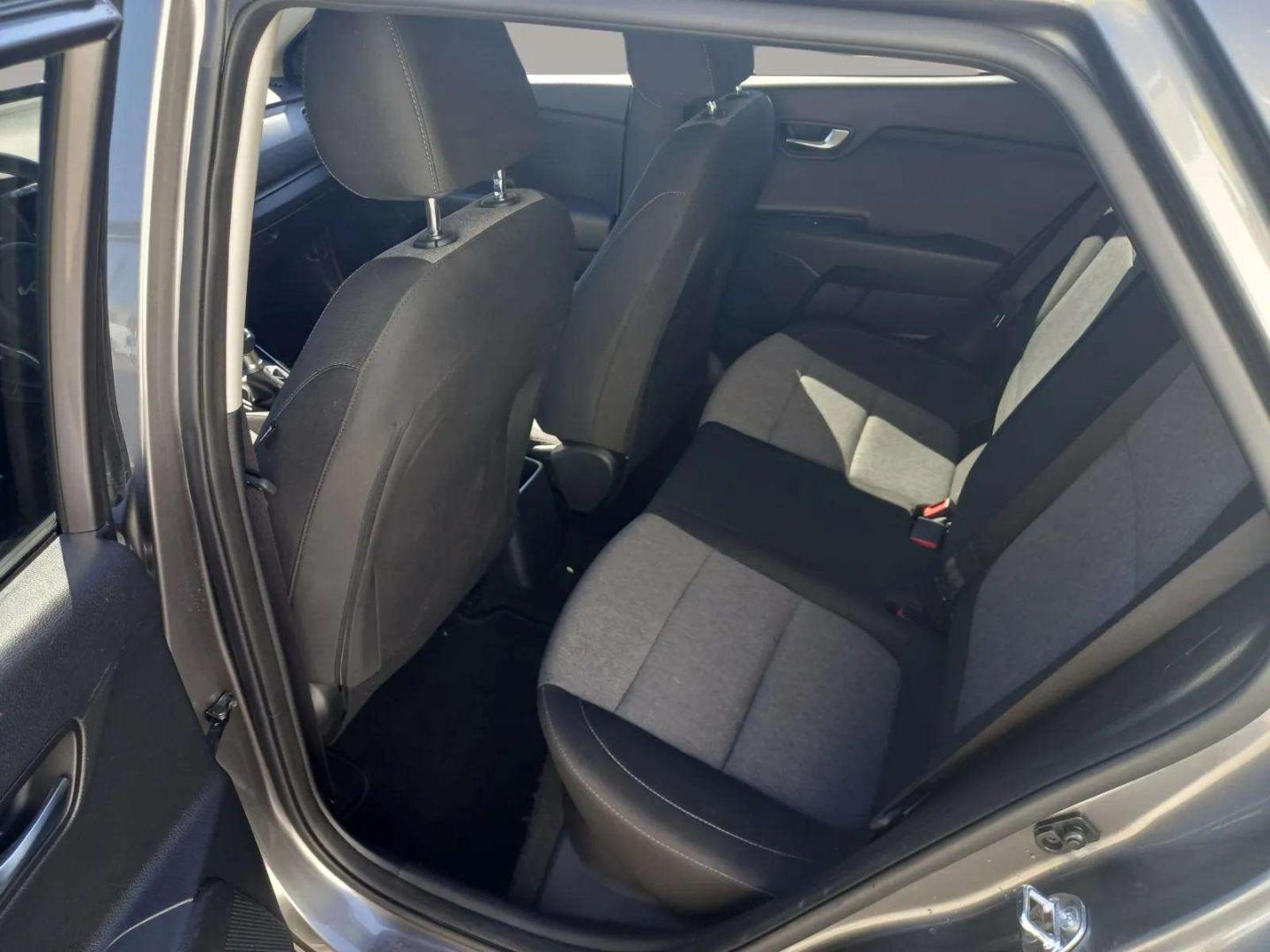 Kia Stonic 1.2 MPi 5MT DYNAMIC
