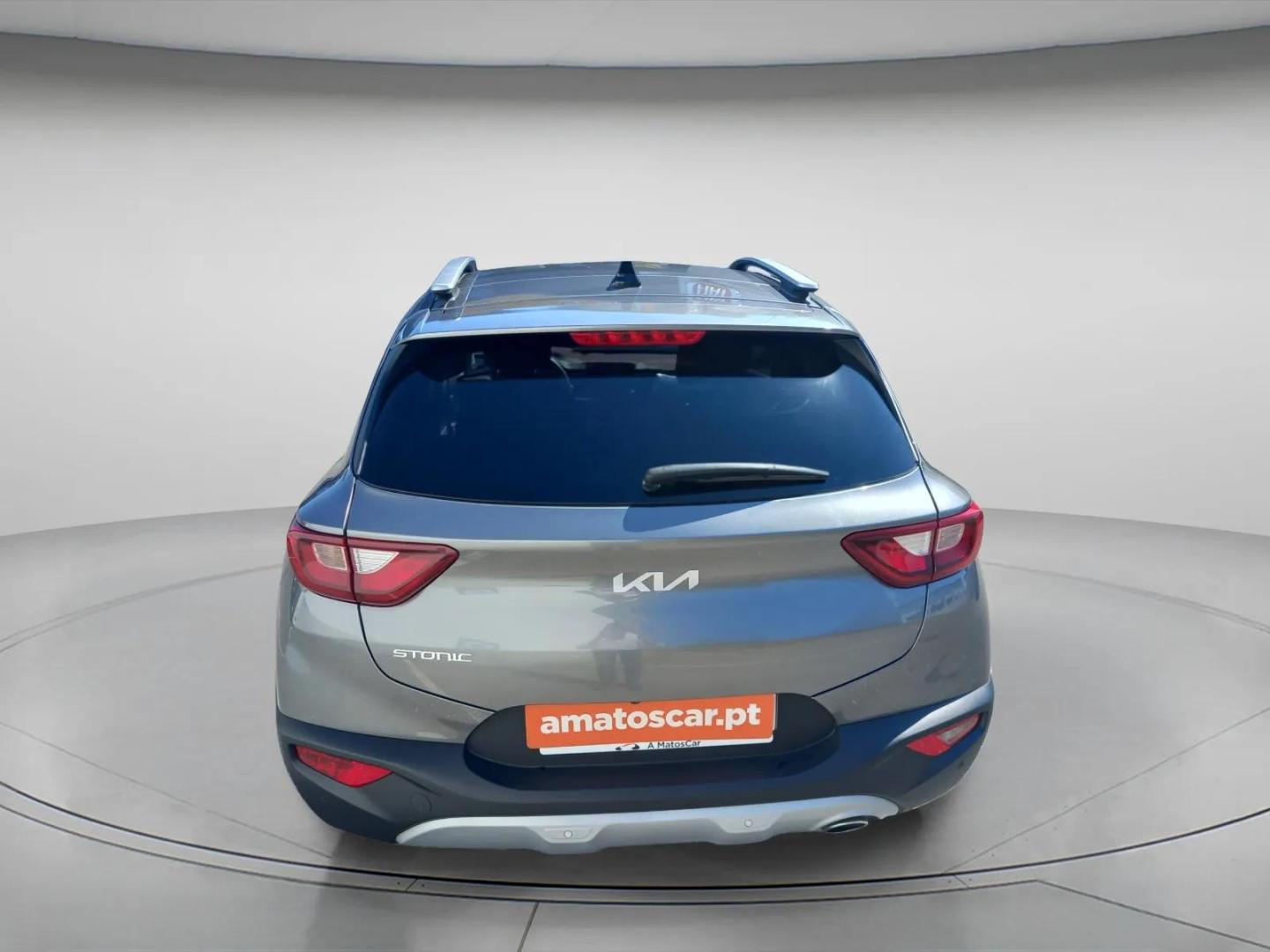 Kia Stonic 1.2 MPi 5MT DYNAMIC
