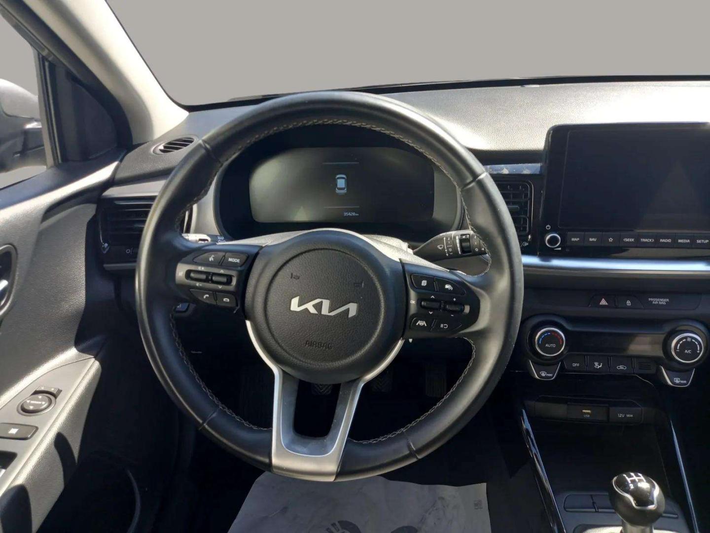 Kia Stonic 1.2 MPi 5MT DYNAMIC