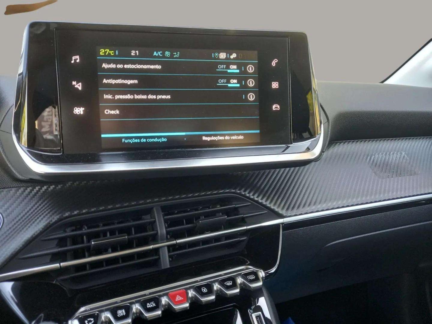 Peugeot e-208 Style Elétrico 136 cv (100 kW) - Bateria 50 kW