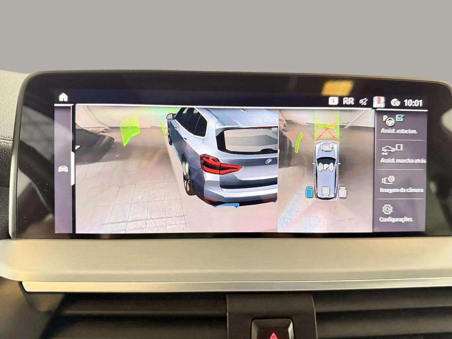 BMW iX3 80 kWh Impressive