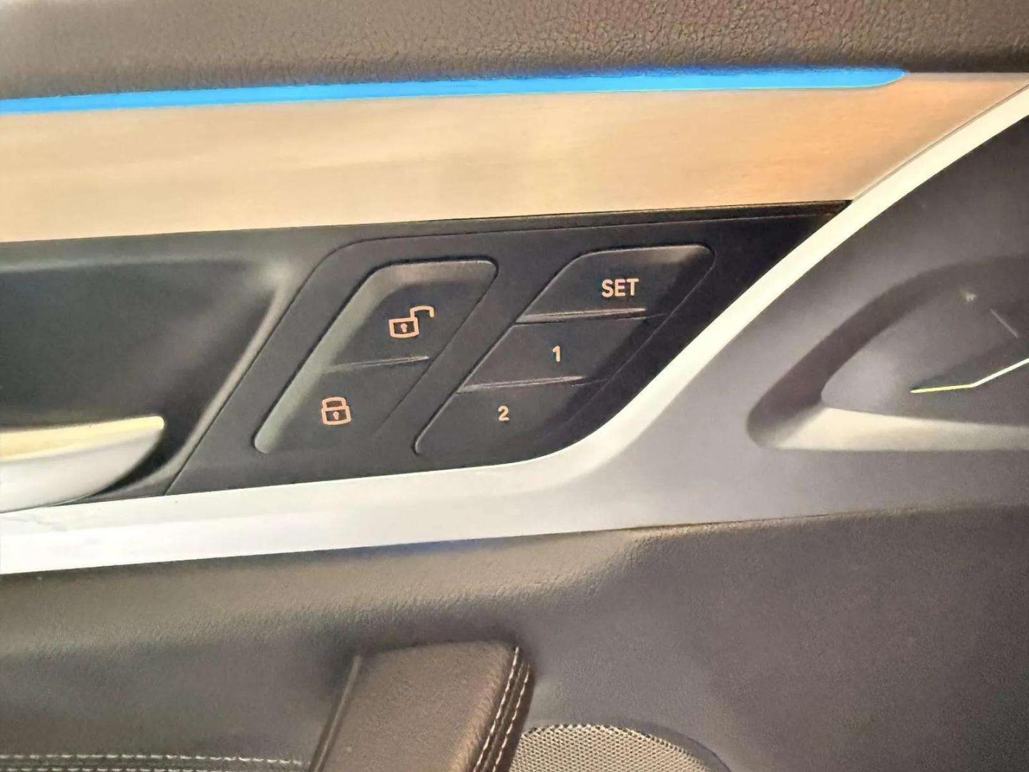 BMW iX3 80 kWh Impressive