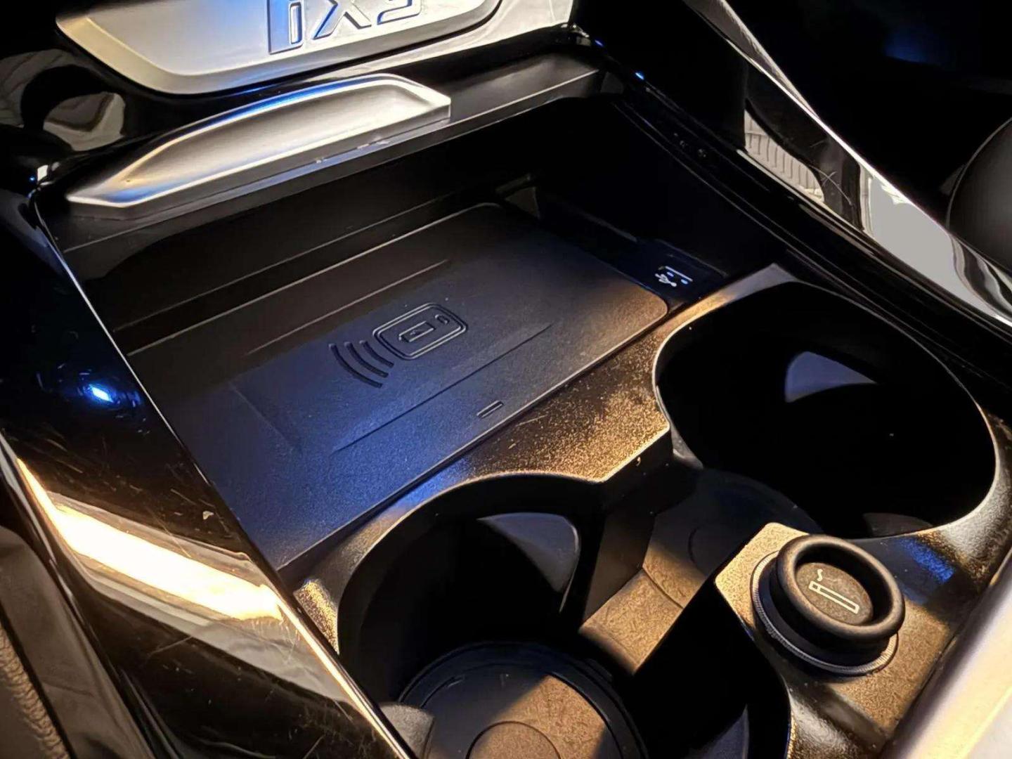 BMW iX3 80 kWh Impressive