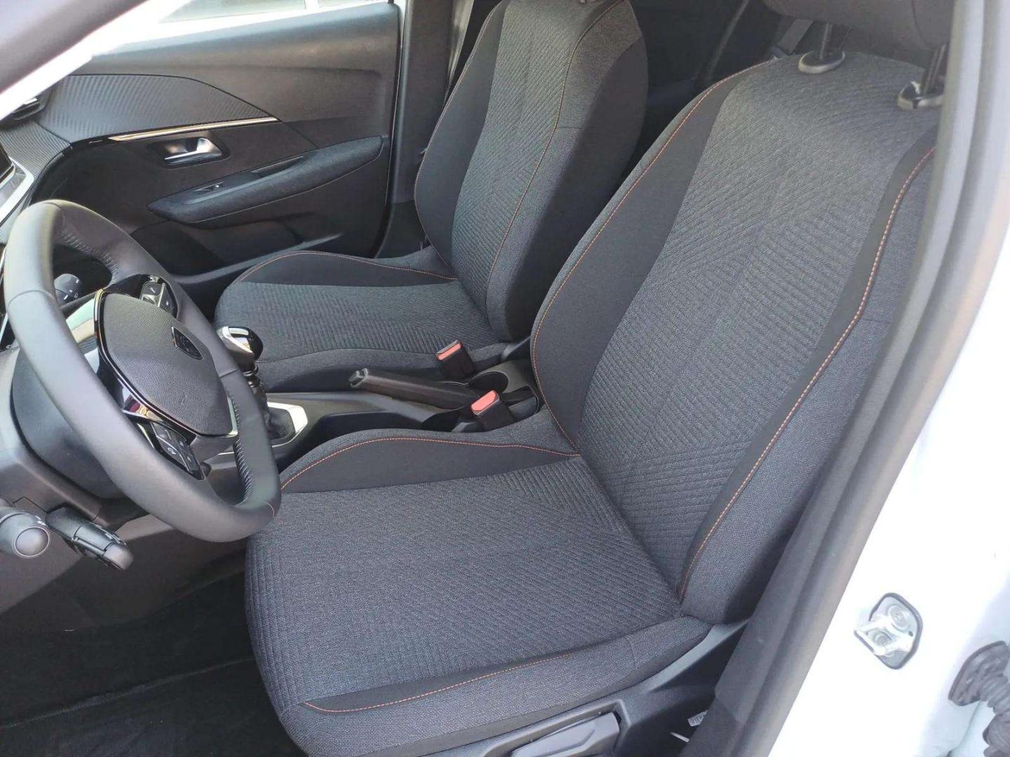 Peugeot 208 Edition Turbo 100 cv CVM6