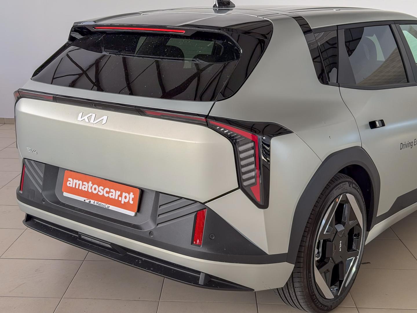 Kia EV4 TECH (81,4 kWh)