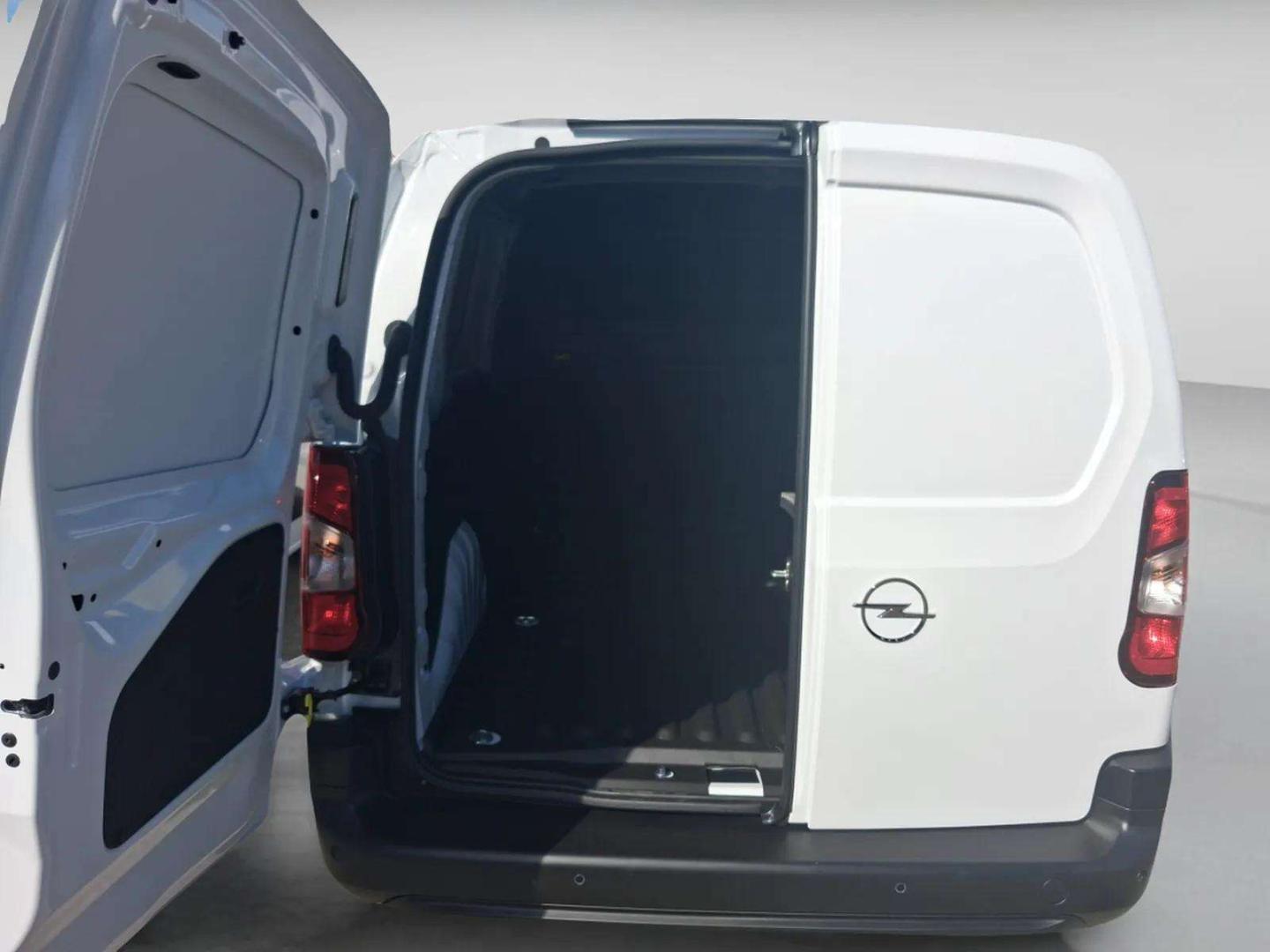 Opel Combo 1.5 M Diesel 100 Manual