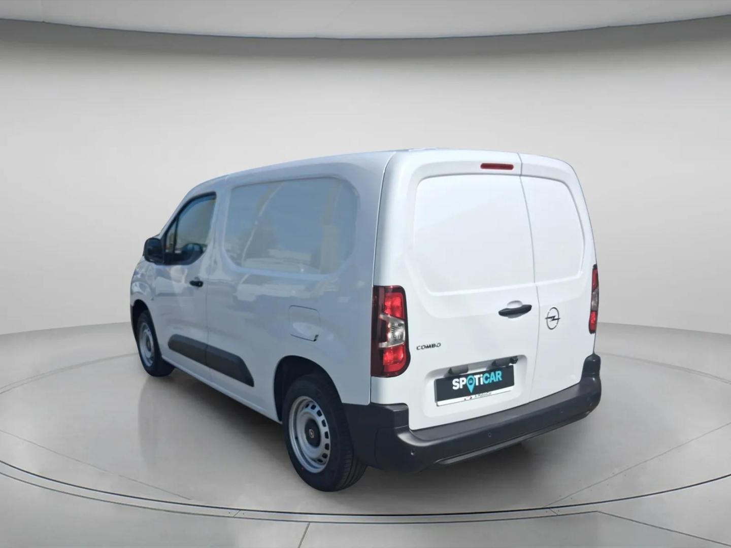 Opel Combo 1.5 M Diesel 100 Manual