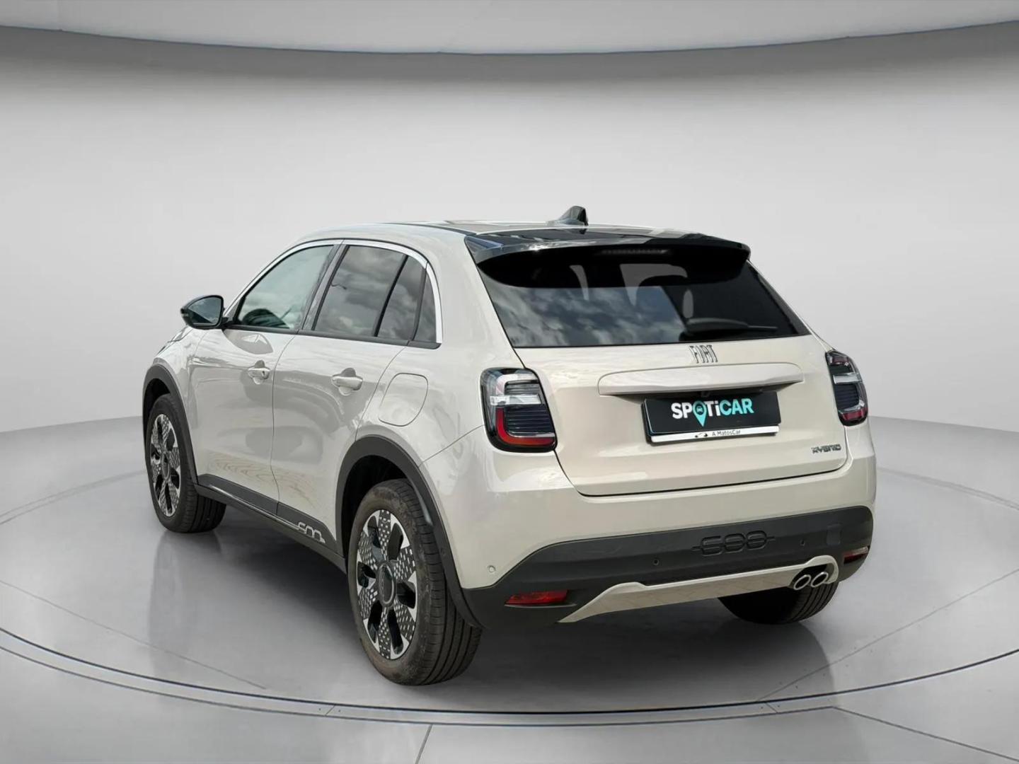 Fiat 600 Hybrid 1.2 145cv La Prima