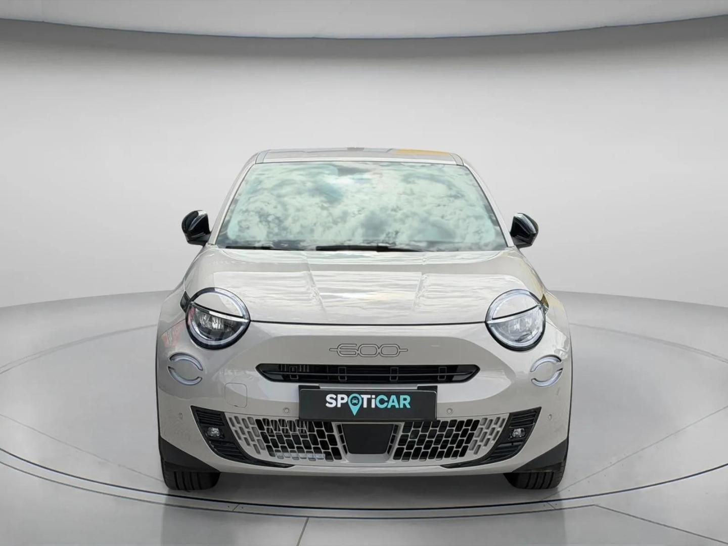 Fiat 600 Hybrid 1.2 145cv La Prima