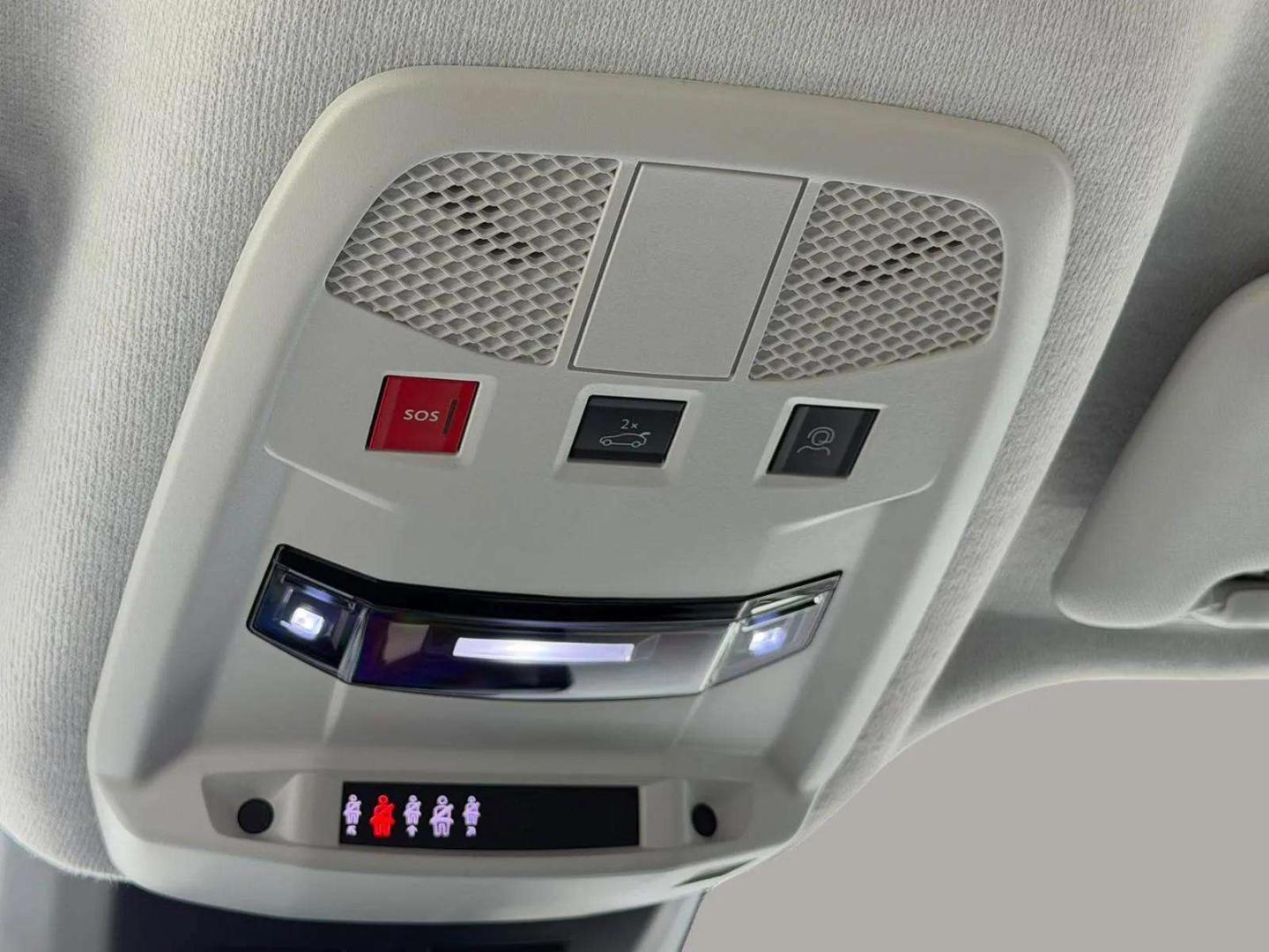 Fiat 600 Hybrid 1.2 145cv La Prima
