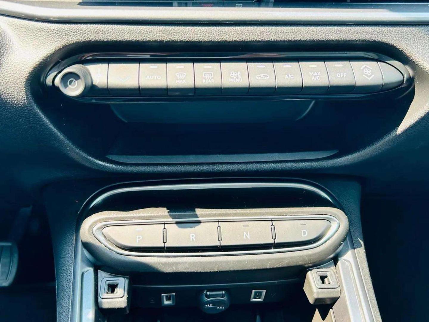 Fiat 600 Hybrid 1.2 145cv La Prima