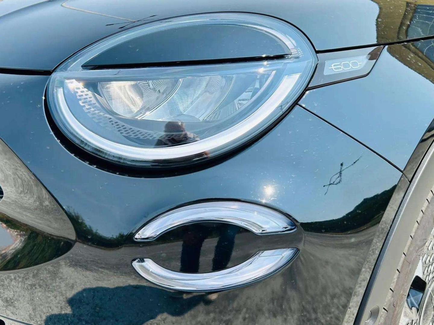Fiat 600 Hybrid 1.2 145cv La Prima