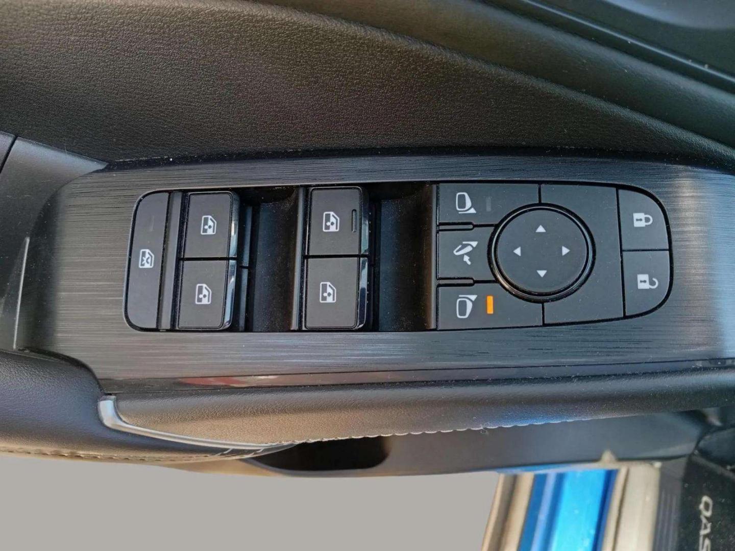 Nissan Qashqai 1.3 140CV mHEV MT 4x2 N-Connecta LED + TT