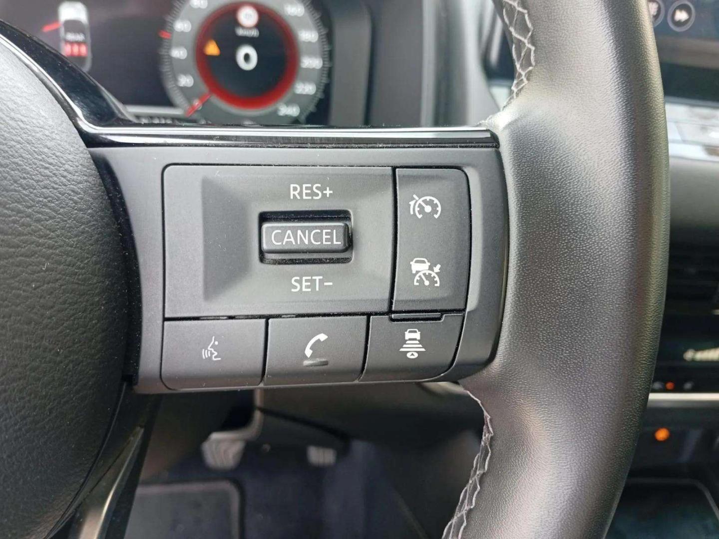 Nissan Qashqai 1.3 140CV mHEV MT 4x2 N-Connecta LED + TT